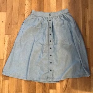 Madewell button front midi skirt size medium M chambray